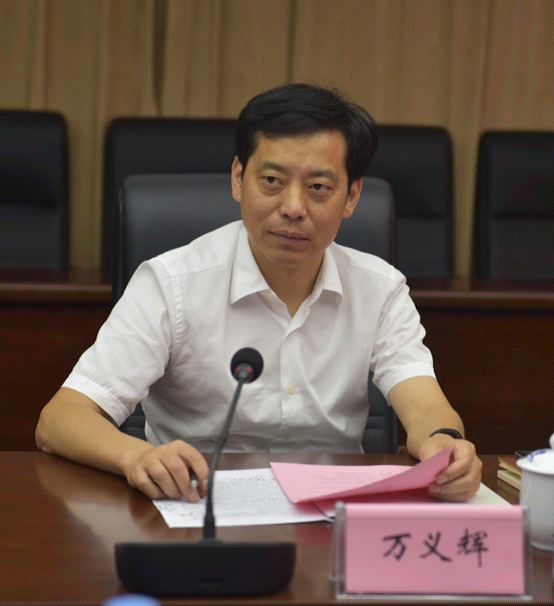 市政公用集團(tuán)黨委副書記、總經(jīng)理萬義輝調(diào)研江西長(zhǎng)運(yùn)