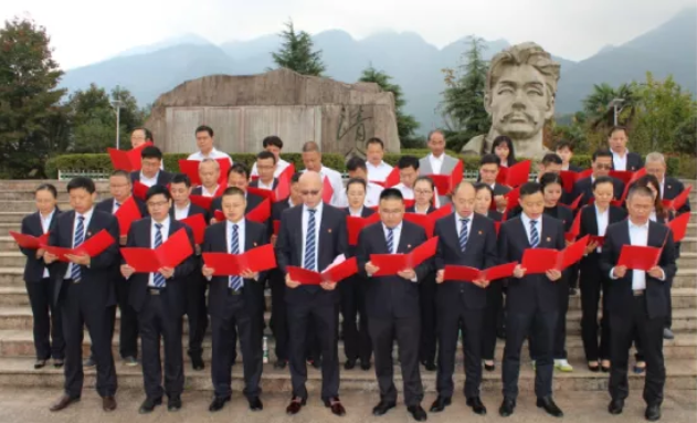 上饒汽運開展“重溫歷史、感悟初心”主題黨日活動