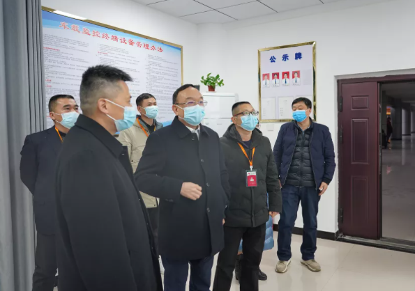 胡維泉一行蒞臨鷹潭長運、鷹潭公交督導(dǎo)安全生產(chǎn)工作
