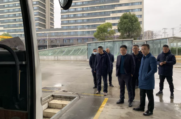 劉磊檢查都市城際公交、鄱陽(yáng)長(zhǎng)運(yùn)安全生產(chǎn)工作
