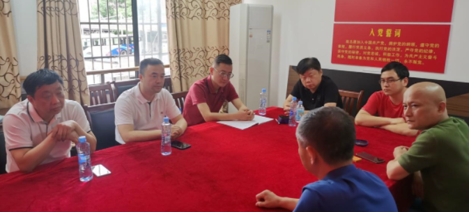 劉磊督導長運出租“安全生產(chǎn)月”工作