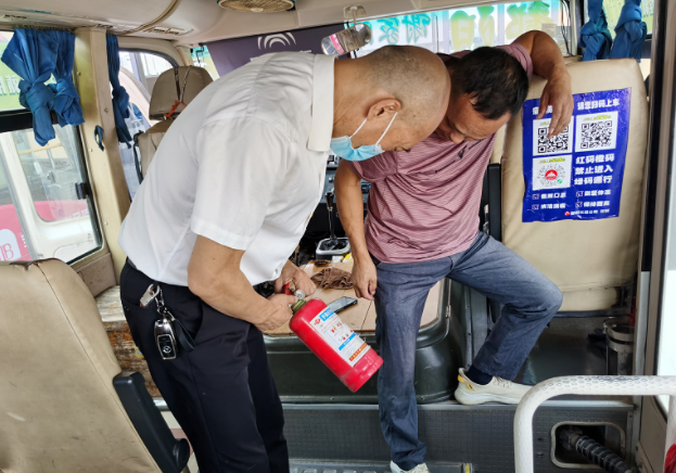 鄱陽(yáng)長(zhǎng)運(yùn)：開展國(guó)慶節(jié)前安全機(jī)務(wù)檢查工作