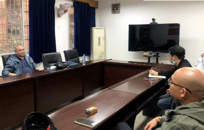 戴豪贛督導長鴻物業(yè)社區(qū)移交、信訪維穩(wěn)及疫情防控工作