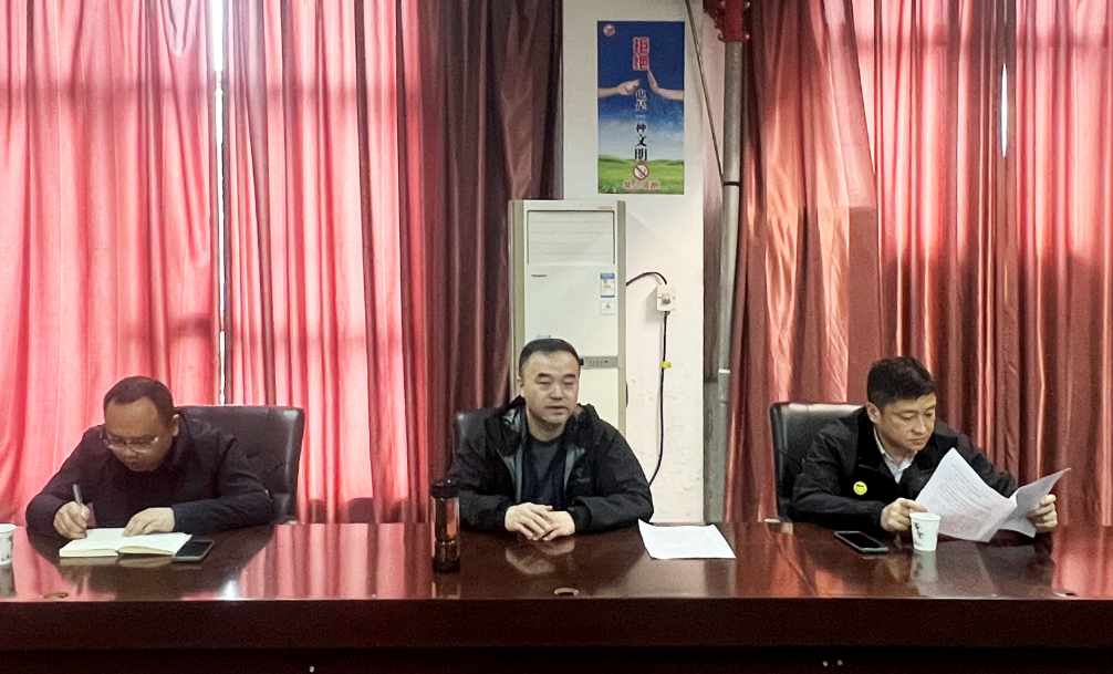 劉磊、占梁調研樂平長運公交公司安全和生產經營情況