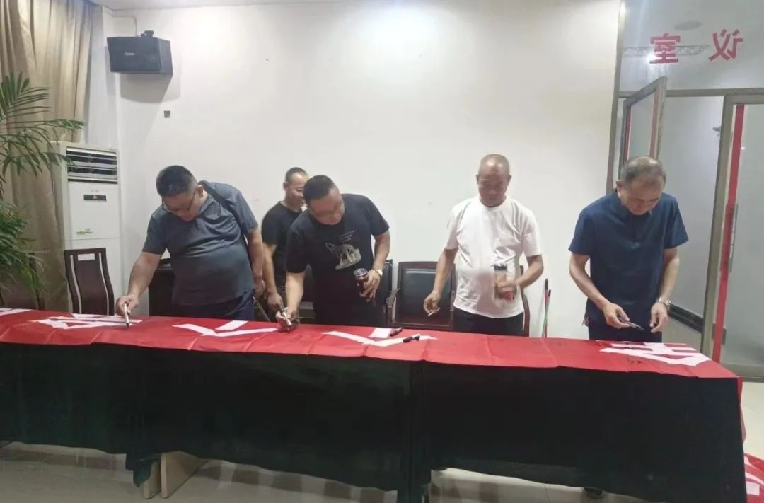 黃山長運 開展駕駛員安全、機(jī)務(wù)培訓(xùn)會暨“安全生產(chǎn)月”部署會