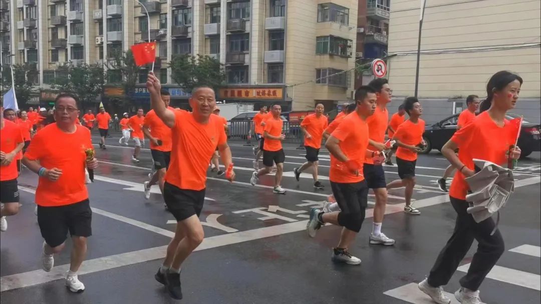 九江長運(yùn)：用自己的方式 向黨的生日獻(xiàn)禮