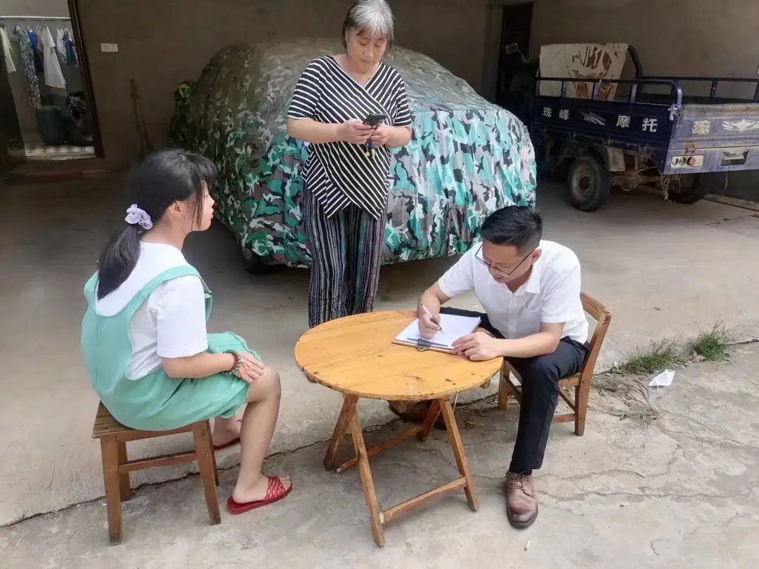 九江長運:下鄉(xiāng)辦卡 服務(wù)上門