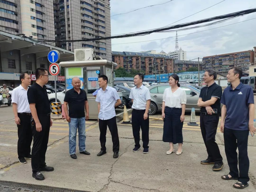 黃俊督導(dǎo)長運物業(yè)、大通物流作風(fēng)建設(shè)及節(jié)前安全生產(chǎn)工作