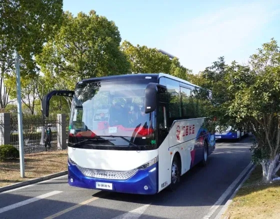 都市城際公交:旅游客運分公司成功中標(biāo)華東交通大學(xué)2024年迎新接駁車采購項目