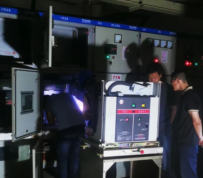 長運物業(yè):保障夏季用電安全 檢測高壓電氣設(shè)備