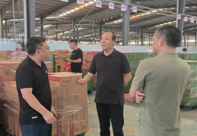 都市城際公交、大通物流 大通物流對(duì)倉(cāng)配一體化物流領(lǐng)域開展調(diào)研學(xué)習(xí)