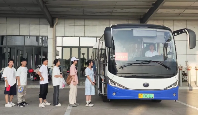 撫州長運(yùn):全力護(hù)航高校新生入學(xué)