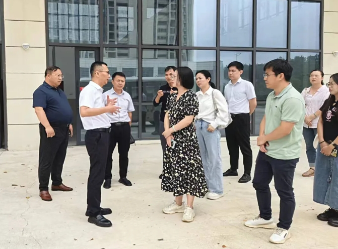 吉安公司：南昌交投集團(tuán)檢查組到萬安長(zhǎng)運(yùn)調(diào)研指導(dǎo)