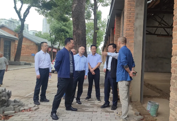 章勇調研“京3+創(chuàng)意文化產(chǎn)業(yè)園”項目工程建設情況 王曉等陪同