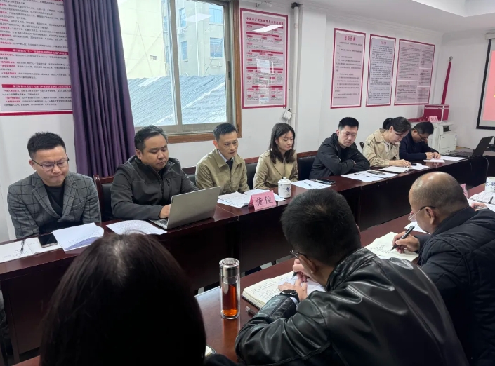 黃俊一行調(diào)研長運物業(yè)、長鴻物業(yè)合規(guī)、風(fēng)控及內(nèi)控管理等工作