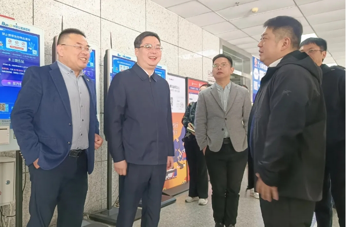 上饒汽運(yùn)：衢州市交通運(yùn)輸局到上饒汽運(yùn)汽車(chē)東站考察調(diào)研