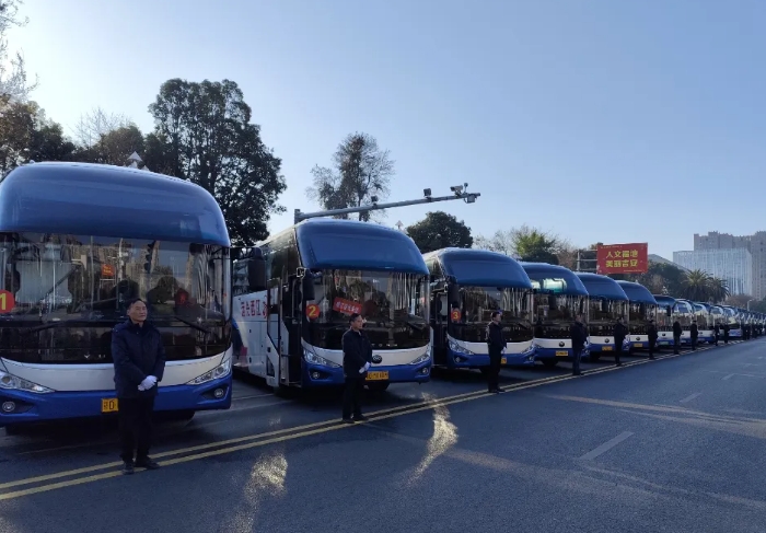 吉安長運：圓滿完成市人大、政協(xié)兩會用車保障任務(wù)