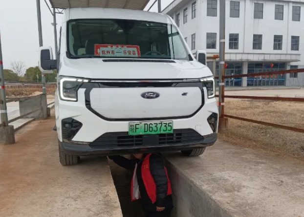 撫州長運：應對惡劣天氣 保障出行安全