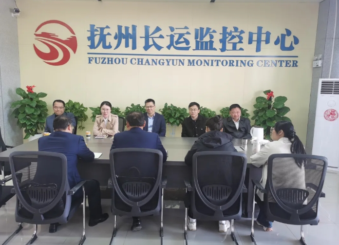 鷹潭公司赴撫州長(zhǎng)運(yùn)學(xué)習(xí)交流 肖良芝出席座談會(huì)