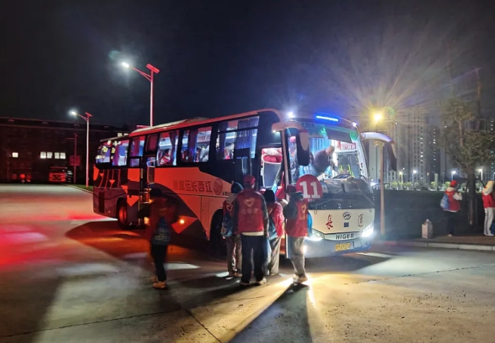 都市城際公交：三企聯(lián)動 高標準護航體育盛會