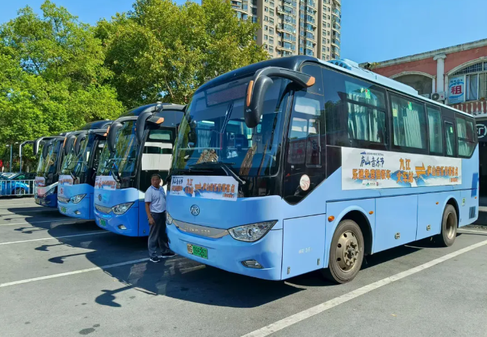 九江長運(yùn)：“綠色通道”+周密部署，廬山公交助力音樂節(jié)出行無憂