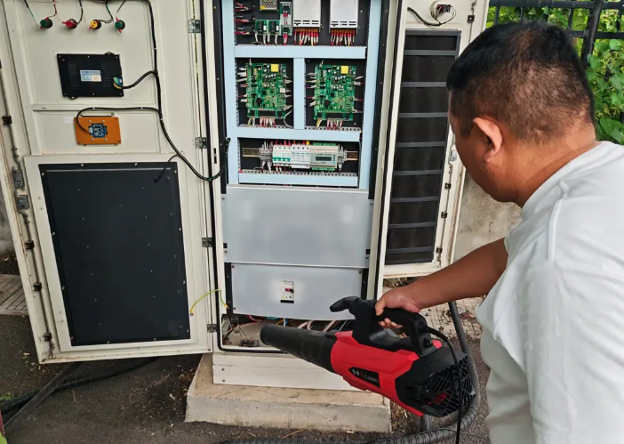 景德鎮(zhèn)長運：開展充電樁安全檢查