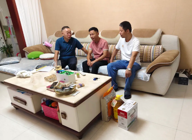 景德鎮(zhèn)長運(yùn) 開展駕駛員家訪 守護(hù)平安和幸福