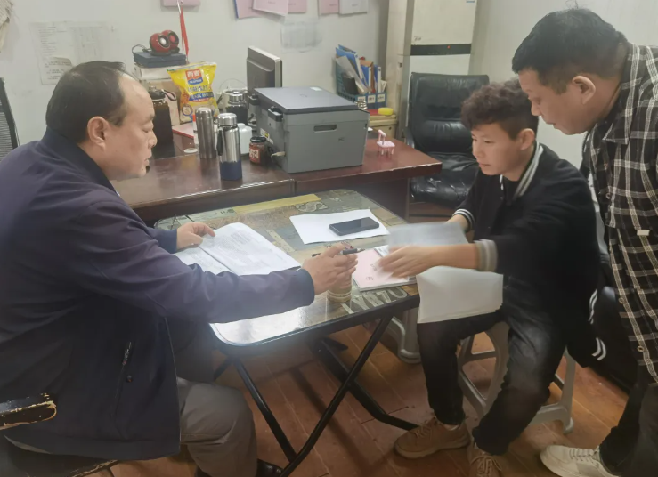 景德鎮(zhèn)市昌江區(qū)交通局檢查督導(dǎo)安全工作