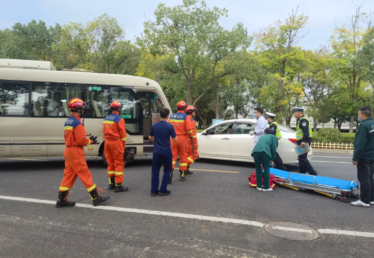 吉安公司：開(kāi)展道路交通事故應(yīng)急處置救援演練活動(dòng)