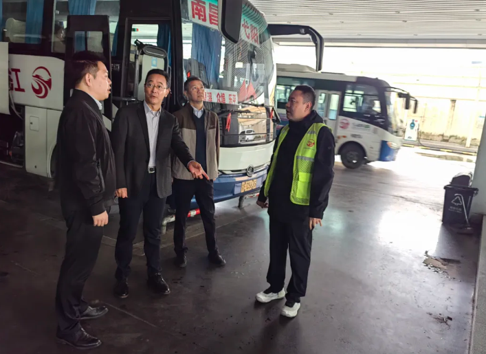 穆孫祥一行督導南昌全域旅游集散中心安全生產工作